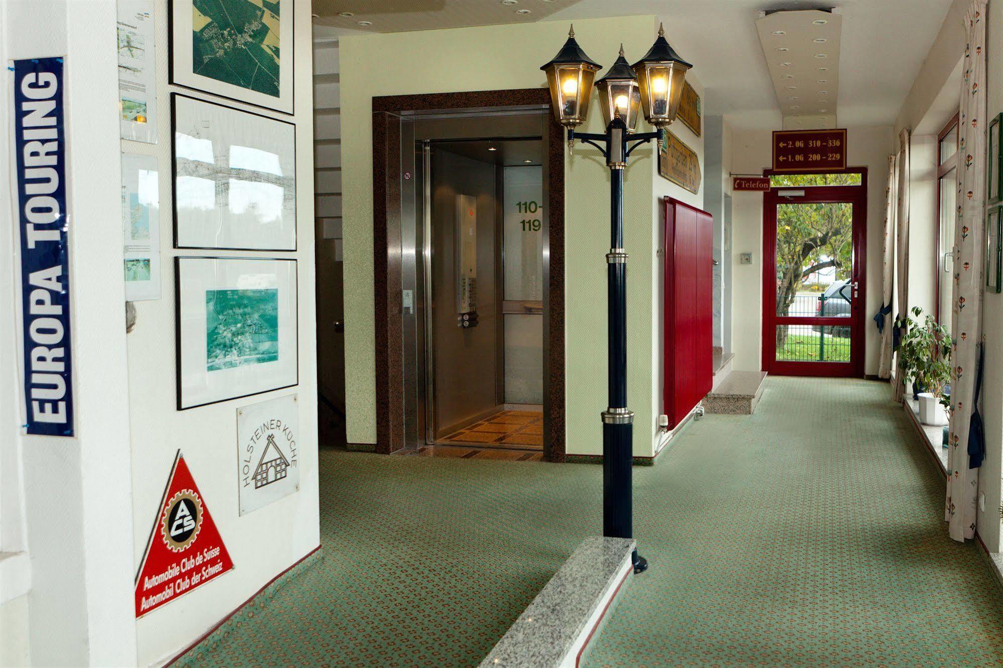 Hotel Gremersdorf - Zum Grünen Jäger Exterior foto